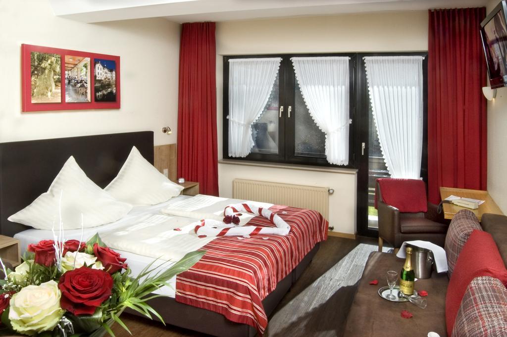 Hotel Hauer Bollendorf Eksteriør billede